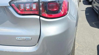 2022 Jeep Compass Latitude - miniatura 23