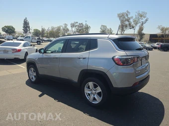 2022 Jeep Compass Latitude - miniatura 6