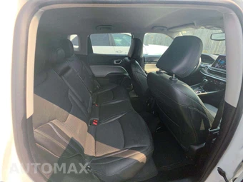 2022 Jeep Compass Latitude - miniatura 13