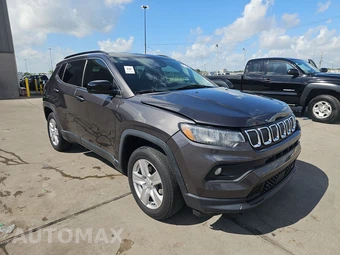 2022 Jeep Compass Latitude – miniatura 3