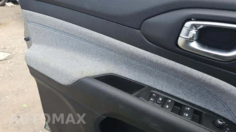 2022 Jeep Compass Latitude - miniatura 23