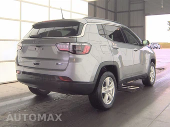 2022 Jeep Compass Latitude - miniatura 4
