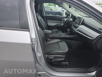 2022 Jeep Compass Latitude - miniatura 8