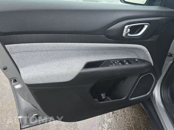 2022 Jeep Compass Latitude - miniatura 9