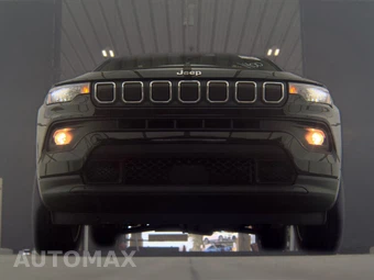 2022 Jeep Compass Latitude Lux - miniatura 3