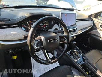 2022 Jeep Compass Latitude Lux - miniatura 11