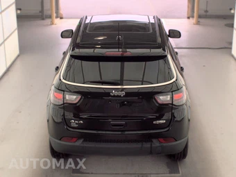 2022 Jeep Compass Latitude Lux - miniatura 5