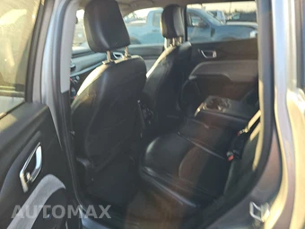 2022 Jeep Compass Latitude Lux - miniatura 13