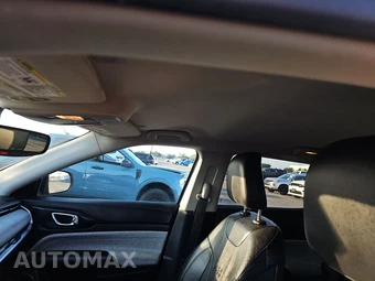 2022 Jeep Compass Latitude Lux - miniatura 20