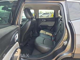2022 Jeep Compass Latitude Lux - miniatura 13