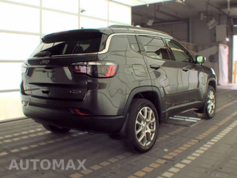 2022 Jeep Compass Latitude Lux - miniatura 4
