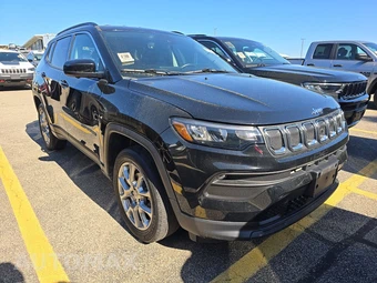 2022 Jeep Compass Latitude Lux - miniatura 3