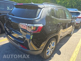 2022 Jeep Compass Latitude Lux - miniatura 4