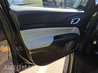 2022 Jeep Compass Latitude Lux - miniatura 9