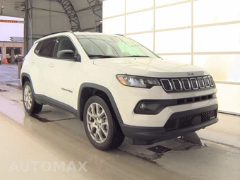 2022 Jeep Compass Latitude Lux - miniatura 3