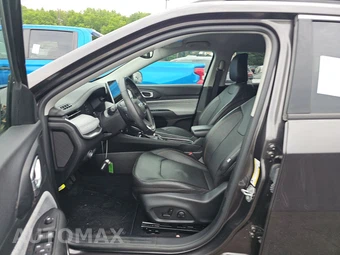 2022 Jeep Compass Latitude Lux - miniatura 13