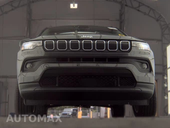 2022 Jeep Compass Latitude Lux - miniatura 3