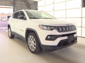 2022 Jeep Compass Latitude Lux - miniatura 3