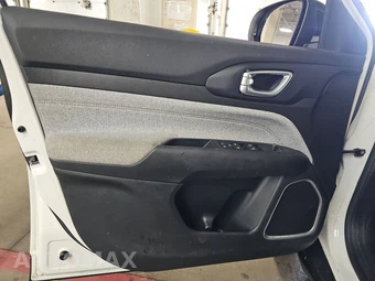 2022 Jeep Compass Latitude Lux - miniatura 9