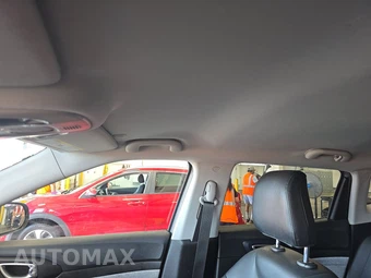 2022 Jeep Compass Latitude Lux - miniatura 18