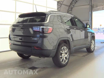 2022 Jeep Compass Latitude Lux - miniatura 4