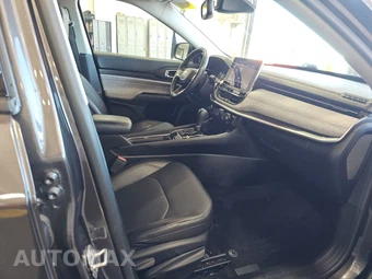 2022 Jeep Compass Latitude Lux - miniatura 8