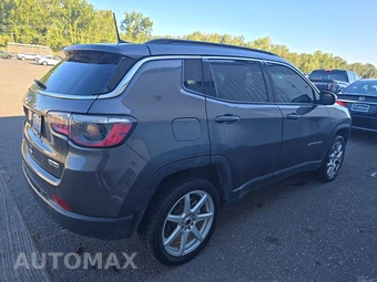 2022 Jeep Compass Latitude Lux - miniatura 4