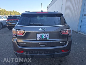 2022 Jeep Compass Latitude Lux - miniatura 5