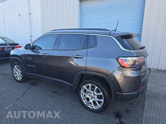 2022 Jeep Compass Latitude Lux - miniatura 6