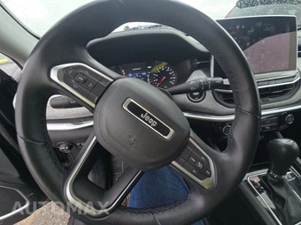2022 Jeep Compass Latitude Lux - miniatura 10
