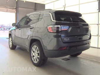 2022 Jeep Compass Latitude Lux - miniatura 6