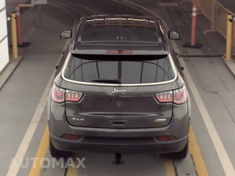 2022 Jeep Compass Latitude Lux - miniatura 5