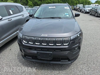 2022 Jeep Compass Latitude Lux - miniatura 2
