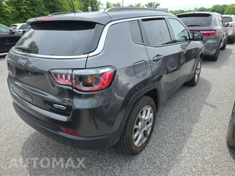 2022 Jeep Compass Latitude Lux - miniatura 4