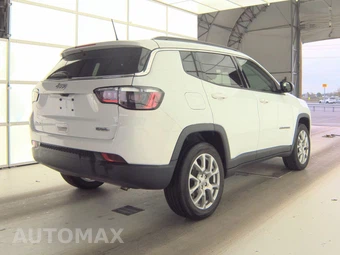 2022 Jeep Compass Latitude Lux - miniatura 4
