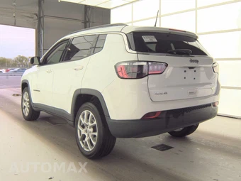 2022 Jeep Compass Latitude Lux - miniatura 6