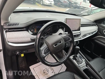2022 Jeep Compass Latitude Lux - miniatura 11