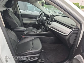 2022 Jeep Compass Latitude Lux - miniatura 8