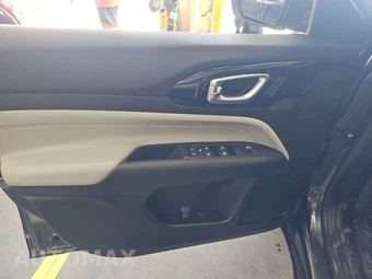 2022 Jeep Compass Limited - miniatura 9