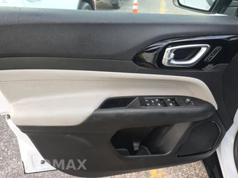 2022 Jeep Compass Limited - miniatura 9