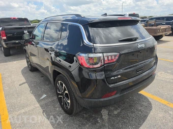 2022 Jeep Compass Limited - miniatura 6