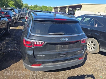 2022 Jeep Compass Limited - miniatura 5