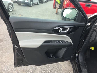 2022 Jeep Compass Limited - miniatura 9