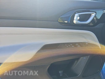 2022 Jeep Compass Limited - miniatura 9