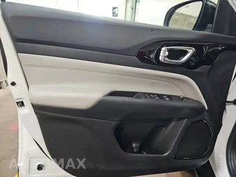2022 Jeep Compass Limited - miniatura 9