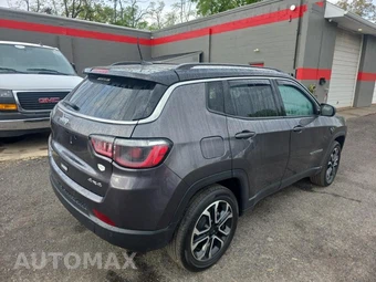 2022 Jeep Compass Limited - miniatura 4