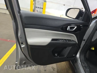 2022 Jeep Compass Limited - miniatura 9