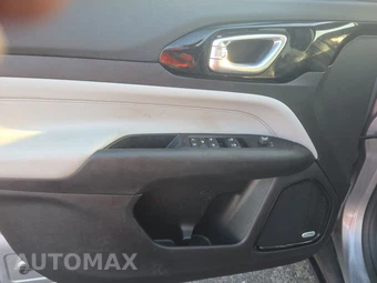 2022 Jeep Compass Limited - miniatura 9