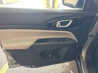 2022 Jeep Compass Limited - miniatura 9