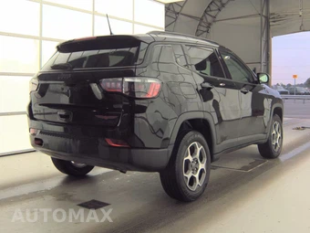 2022 Jeep Compass Trailhawk - miniatura 4